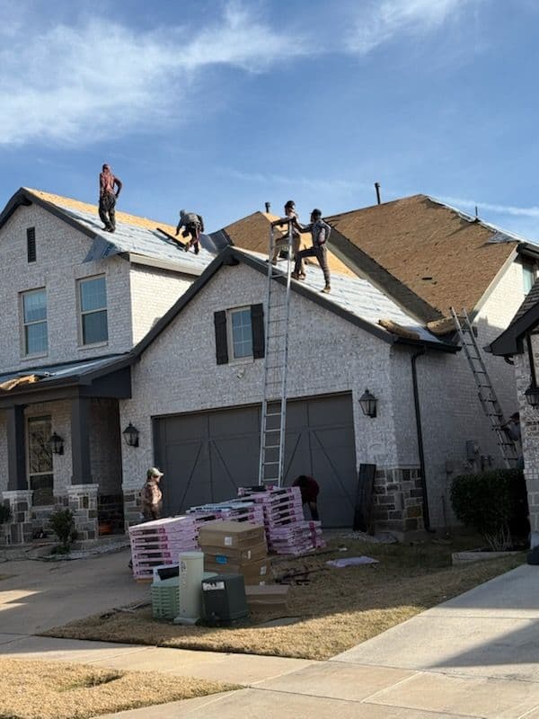 Gallery photos for Stunning Shingle Roof Transformation in Celina: Image #3